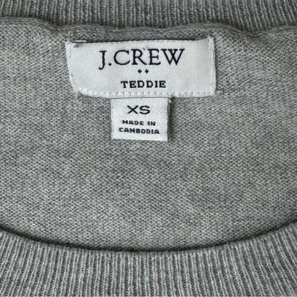 J.Crew Merry Sequin Christmas Sweater XS Pullover Grey Red Pink Holiday Outfit - Picture 9 of 9